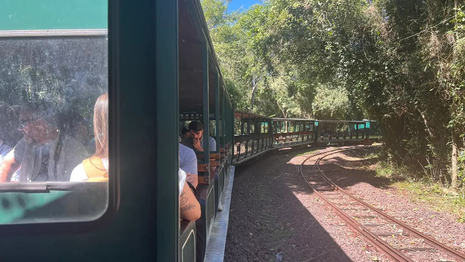 Trem Ecológico da Selva interior - Parque Nacional Iguazú