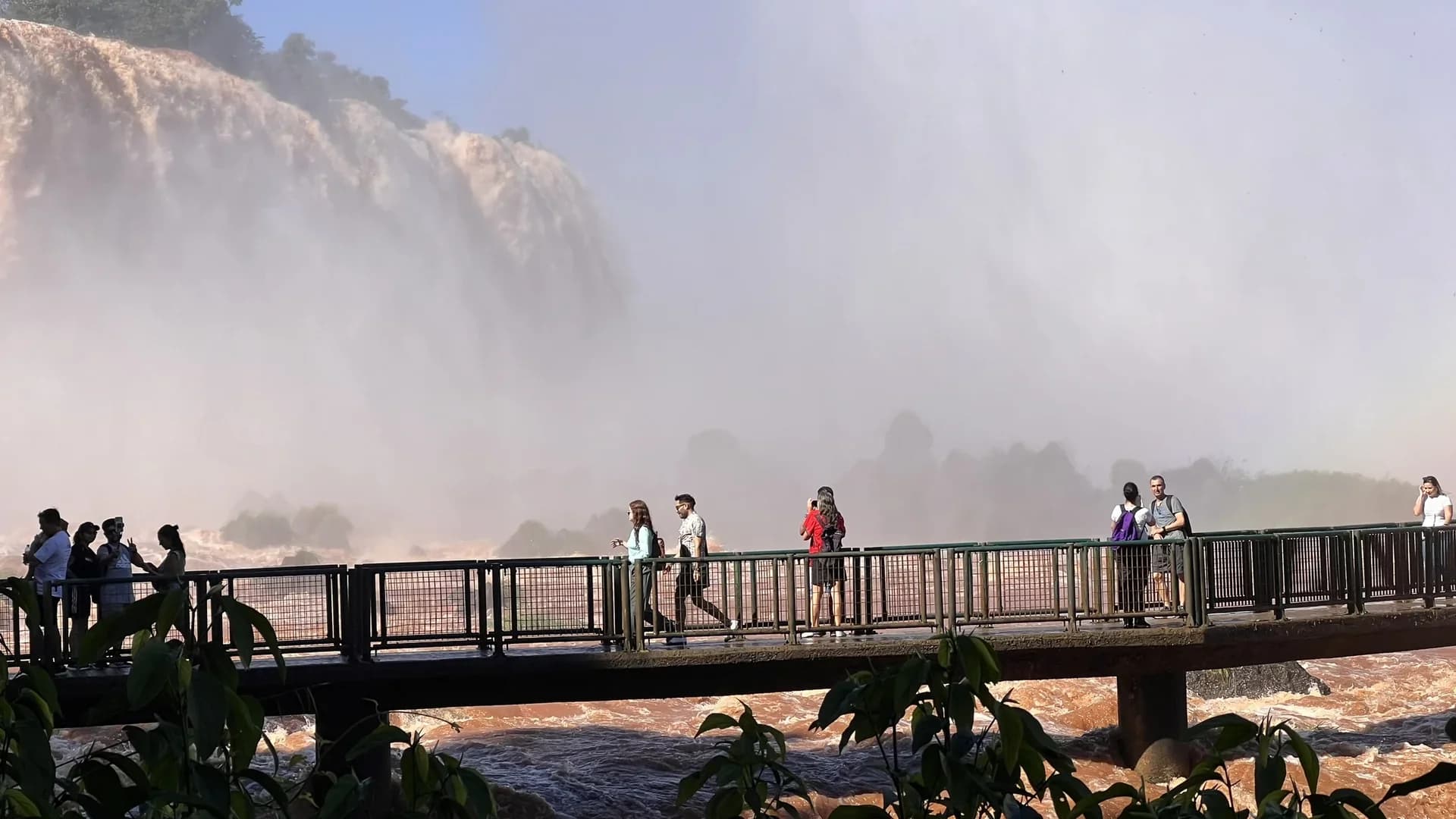 Passarela e Salto Floriano - Cataratas do Iguaçu lado brasileiro