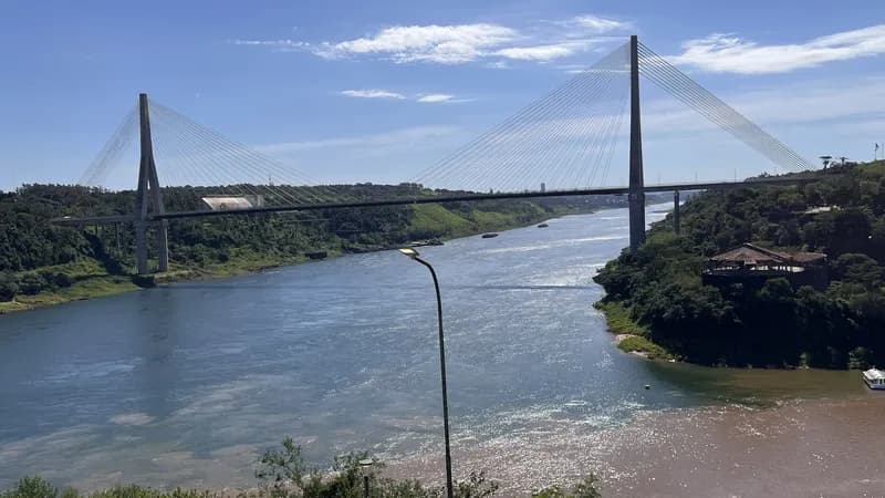 Saída do passeio By Night Argentina em Foz do Iguaçu · tour noturno privativo