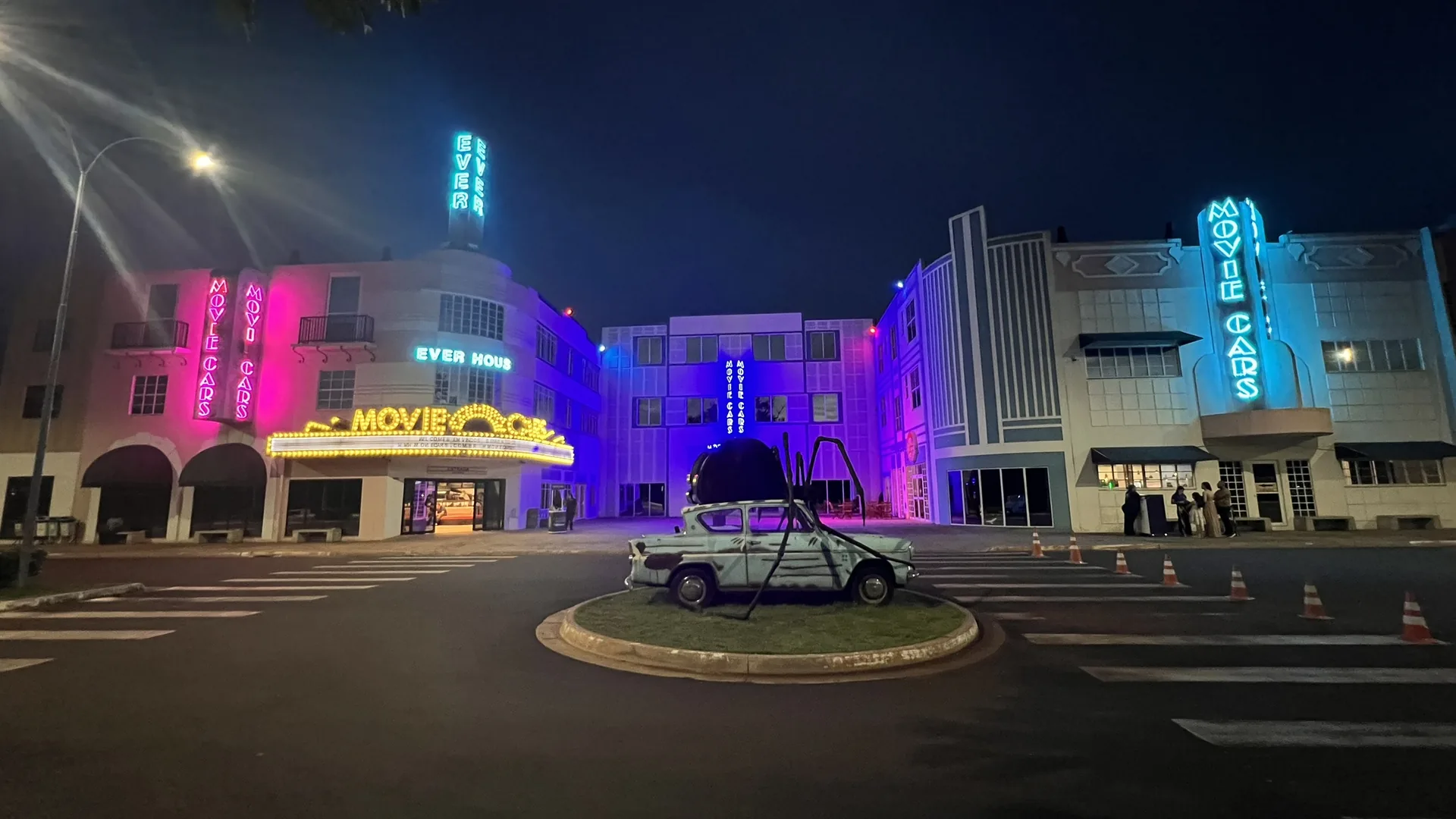 Wonder Park Foz do Iguaçu — vista do complexo com Movie Cars, Lumina Park e Wonder Water Show