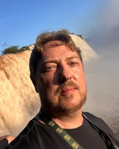 Wanderlei, guia Cadastur 16.717633.58-6 da Passeios Cataratas · contato direto para passeios privativos em Foz do Iguaçu